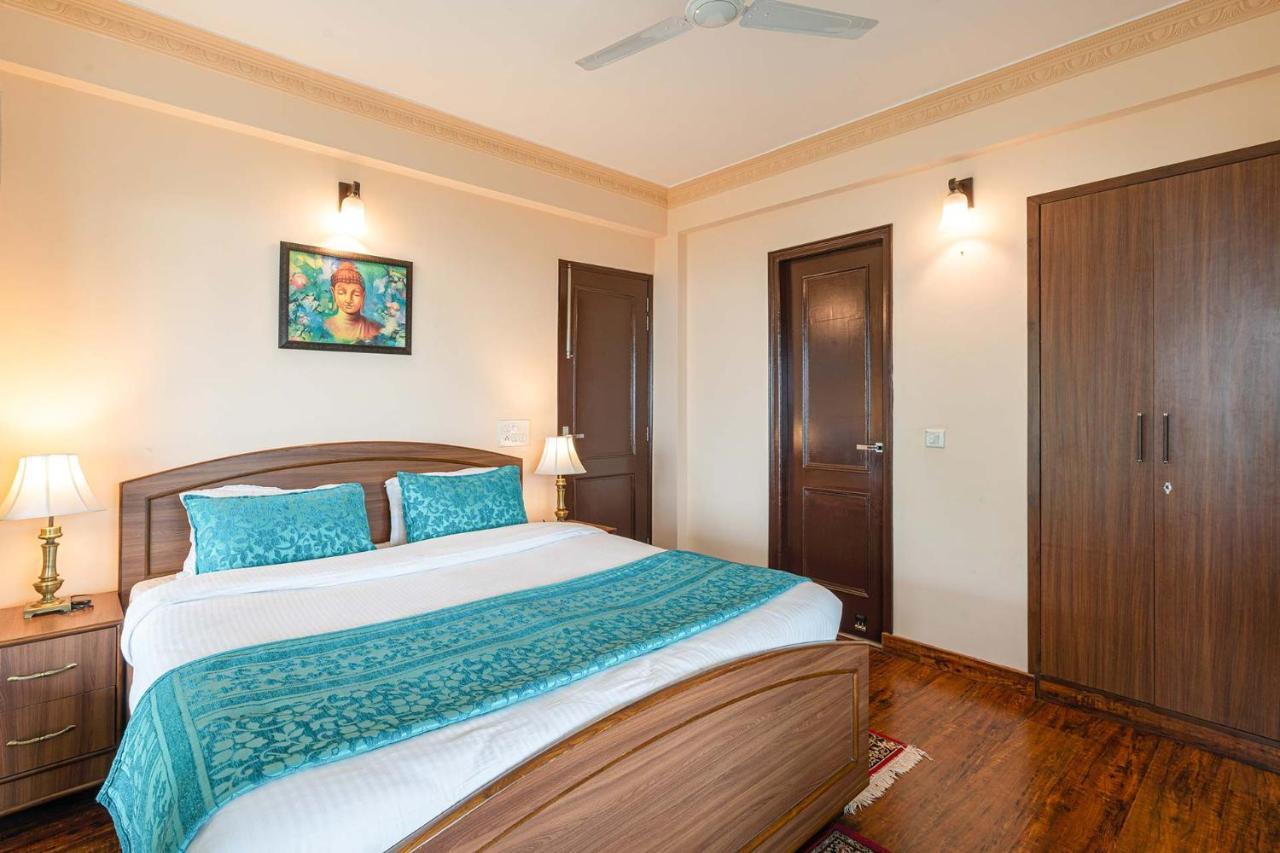 Stayvista At Cecil Cottages With Barbeque, Hill View Kasauli Ngoại thất bức ảnh