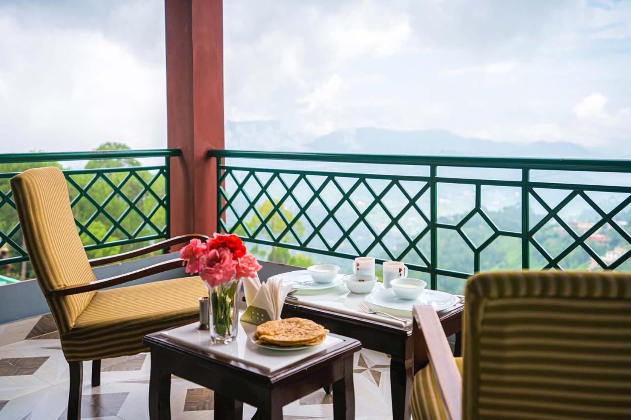 Stayvista At Cecil Cottages With Barbeque, Hill View Kasauli Ngoại thất bức ảnh