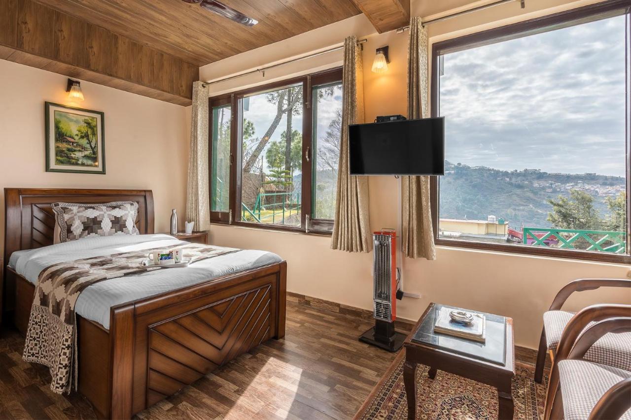 Stayvista At Cecil Cottages With Barbeque, Hill View Kasauli Ngoại thất bức ảnh