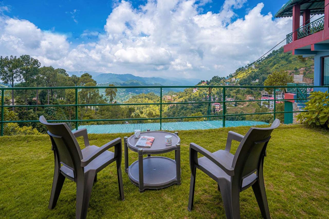 Stayvista At Cecil Cottages With Barbeque, Hill View Kasauli Ngoại thất bức ảnh