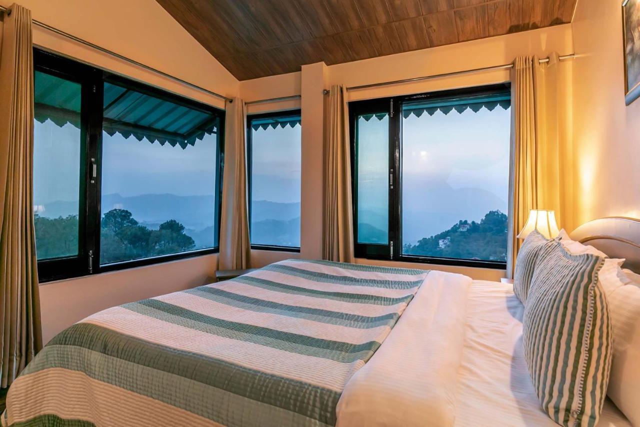 Stayvista At Cecil Cottages With Barbeque, Hill View Kasauli Ngoại thất bức ảnh