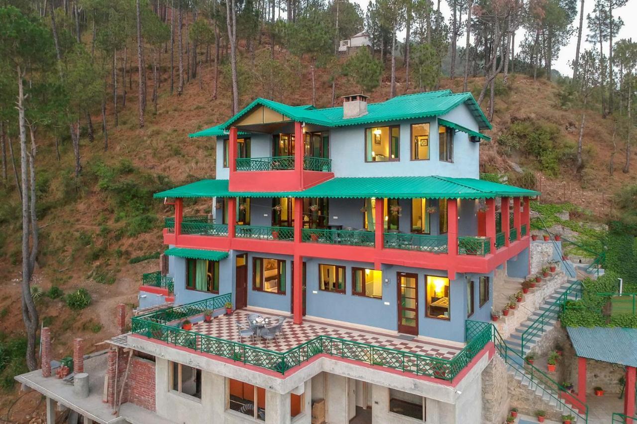 Stayvista At Cecil Cottages With Barbeque, Hill View Kasauli Ngoại thất bức ảnh