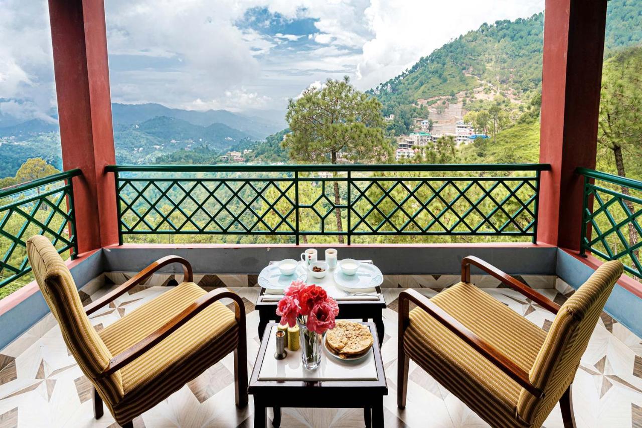 Stayvista At Cecil Cottages With Barbeque, Hill View Kasauli Ngoại thất bức ảnh
