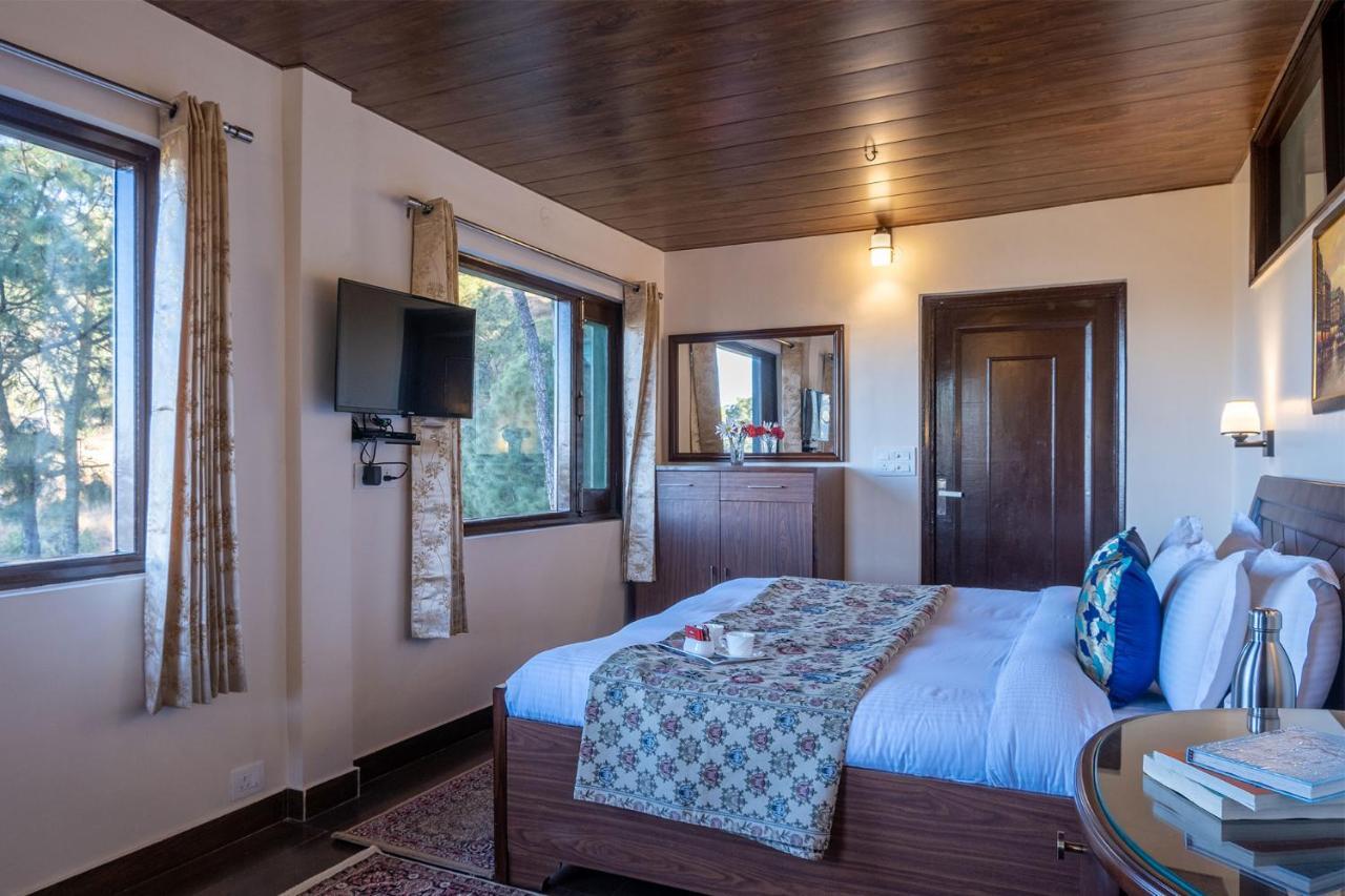 Stayvista At Cecil Cottages With Barbeque, Hill View Kasauli Ngoại thất bức ảnh